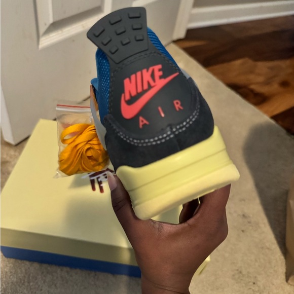 jordan 4 off noir